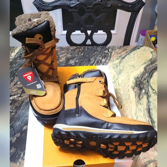 BNIB Timberland Chillberg Mid youth size 3 - Picture 7 of 10
